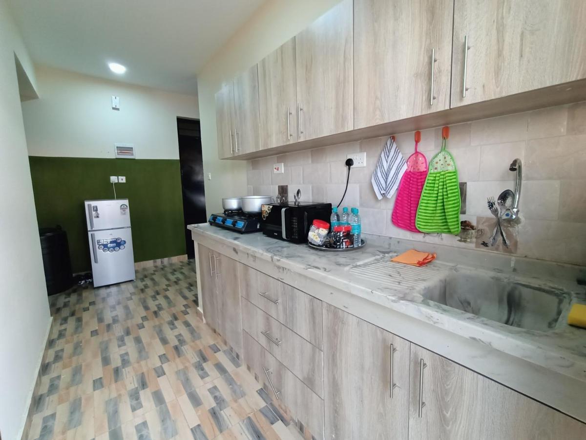 1 Bedroom Fully Furnished Luxurious Apartment Voi Town Экстерьер фото